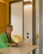 Meet-up Plus Meeting booths | Acoustic Office Solutions